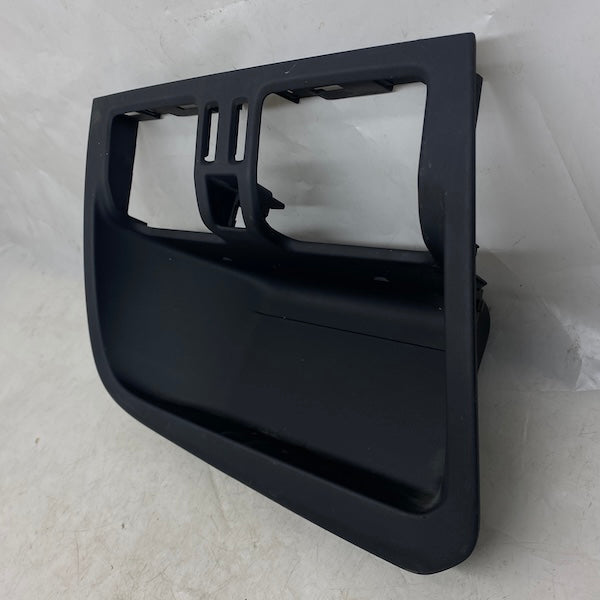 Volvo XC60 Torpido Orta Panel 2007-2016 30791738 Orijinal Çıkma En Uygun Oto Parça