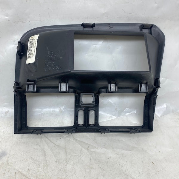 Volvo XC60 Torpido Orta Panel 5 Inch 2007-2016 1877322 En Uygun Oto Parça