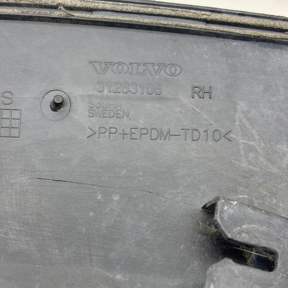 Volvo XC70 Çamurluk Dodik 31283105 31283104