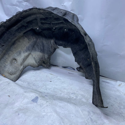 Volvo XC90 Arka Sol Çamurluk Davlumbazı 31353846