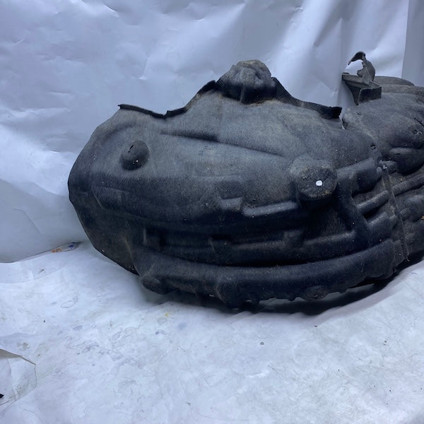 Volvo XC90 Arka Sol Çamurluk Davlumbazı 31353846