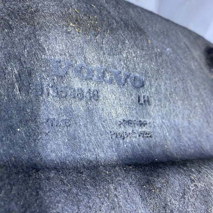Volvo XC90 Arka Sol Çamurluk Davlumbazı 31353846