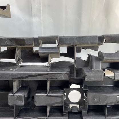 Volvo XC90 Arka Tampon İç Plastik 30678966
