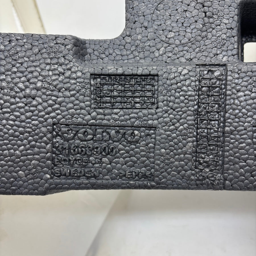 Volvo XC90 GEN2 Ön Tampon Köpüğü 31663900