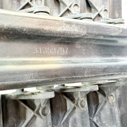 Volvo XC90 Alt Hava Kanalı 31353797 En Uygun Oto Parça