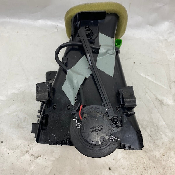 Volvo XC90 Kalorifer Izgarası Ön Sağ 32219346 2016 En Uygun Oto Parça