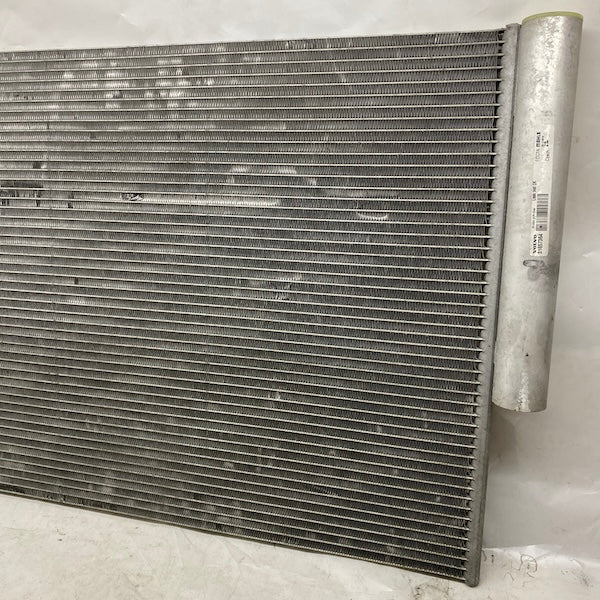 Volvo XC90 Klima Radyatörü/Kondenser 31657364 Orijinal Çıkma En Uygun Oto Parça