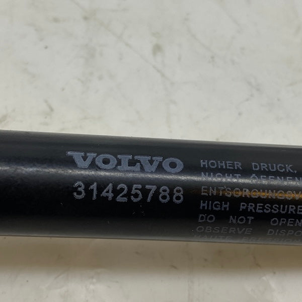 31455488 Volvo XC90 Motor Kaput Amortisörü 31425788 Orijinal – En Uygun Oto Parça