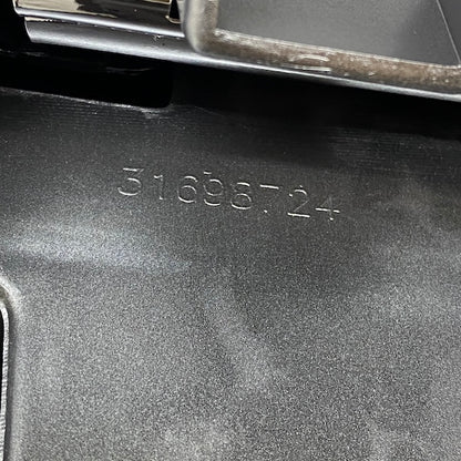 Volvo XC90 Ön Panjur 32365192/32365190 2023