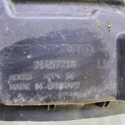 Volvo XC90 Ön Sol Çamurluk Davlumbazı 31457218