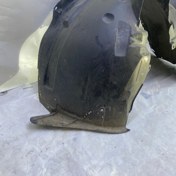 Volvo XC90 Ön Sol Çamurluk Davlumbazı 31457218