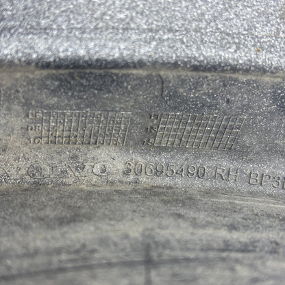 Volvo XC90 Sağ Arka Çamurluk Dodik 30695490