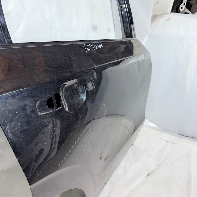 Volvo XC90 Sağ Arka Kapı 15-25 En Uygun Oto Parça