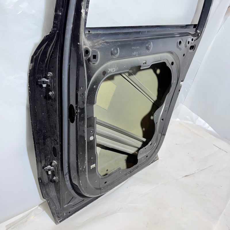 Volvo XC90 Sağ Arka Kapı 15-25 En Uygun Oto Parça