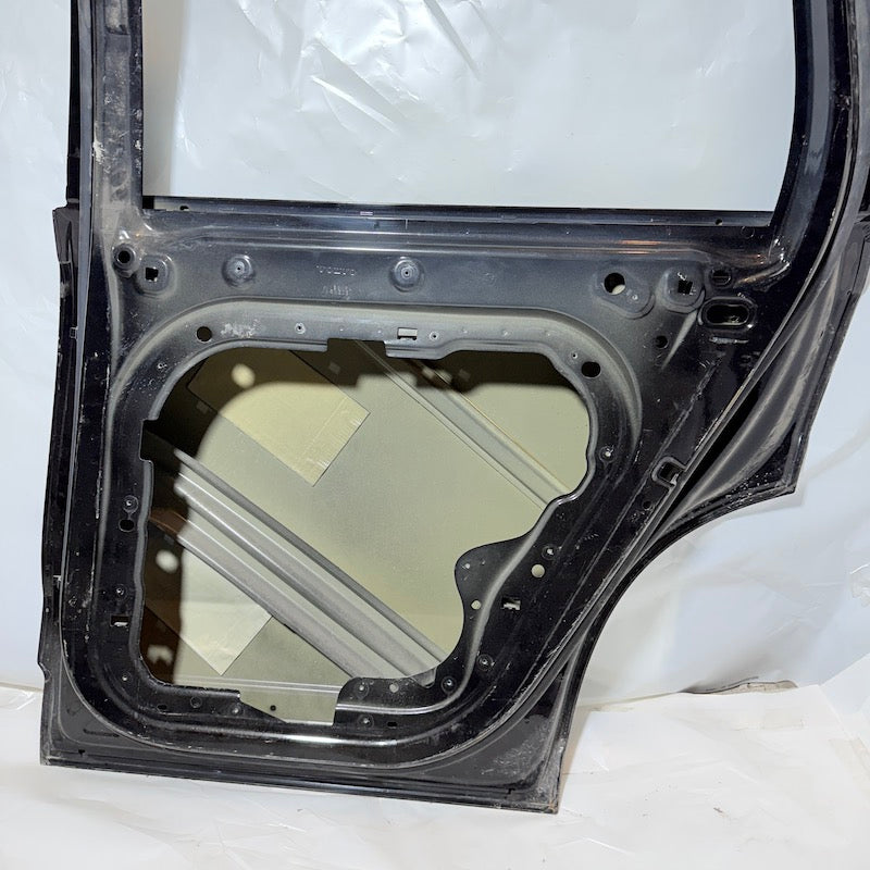 Volvo XC90 Sağ Arka Kapı 15-25 En Uygun Oto Parça