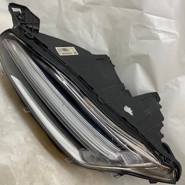 Volvo XC90 Sol Far 313531531 15-20 4 Beyin Delikli En Uygun Oto Parça