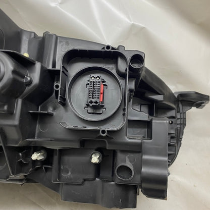 Volvo XC90 Sol Far 313531531 15-20 4 Beyin Delikli En Uygun Oto Parça