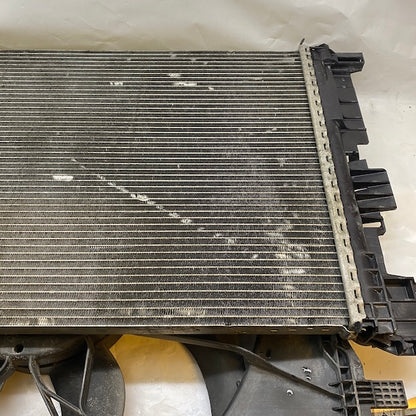 Volvo XC90 Su Radyatörü ve Fanı 31338288/32224828 Orijinal Çıkma En Uygun Oto Parça