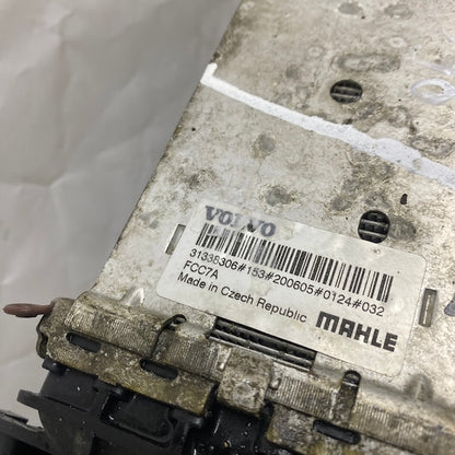 Volvo XC90 Turbo Soğutucu Radyatörü 3133383906 Orijinal Çıkma En Uygun Oto Parça