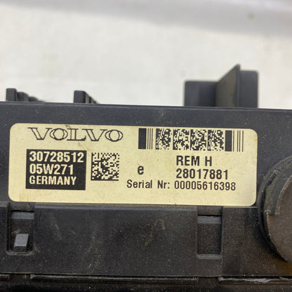 Volvo XC90 / S60 T13 Sigorta Kutusu 30728512 – Orijinal Çıkma 2002-2014