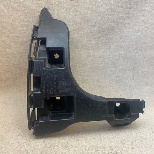 Volvo Xc60 Arka Tampon İç Braket Sağ 30763440