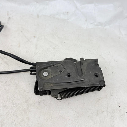 Volvo XC90 XC60 Sol Kaput Kilidi 32226108 32318456