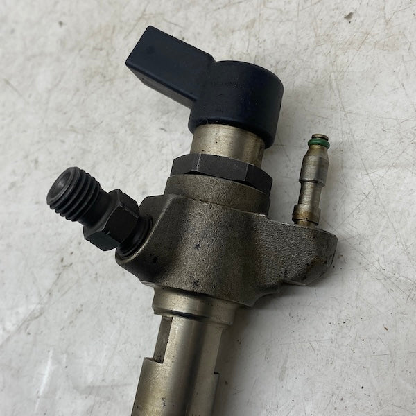 Volvo/Ford 1.6 Euro 5 Enjektör 9674973080 Orijinal Çıkma En Uygun Oto Parça