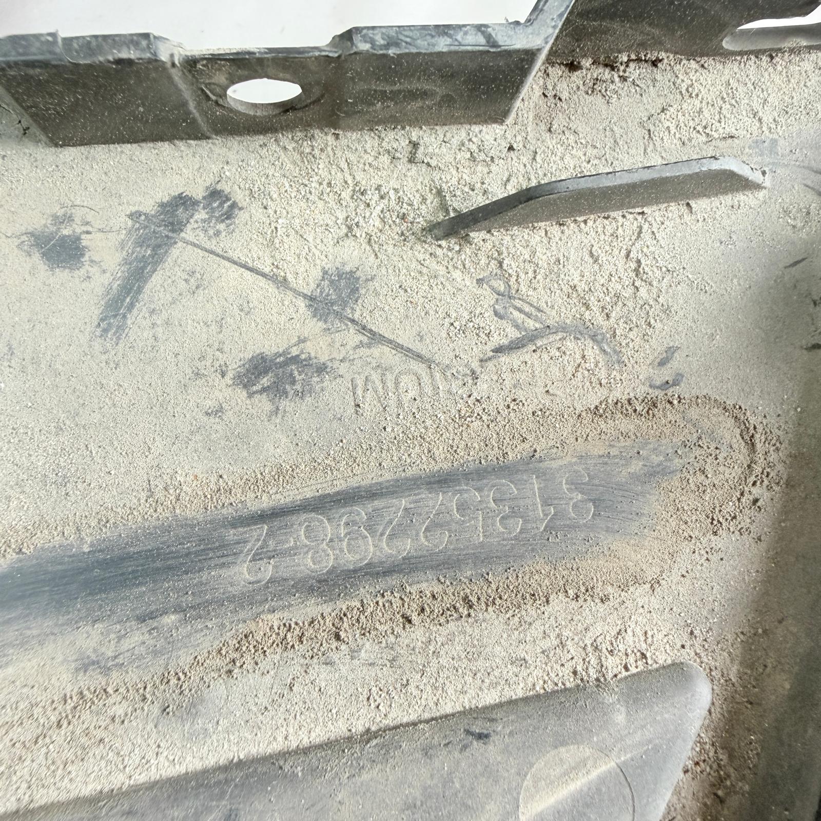 Volvo S60 Ön Tampon Alt Muhafaza 31365552 En Uygun Oto Parça