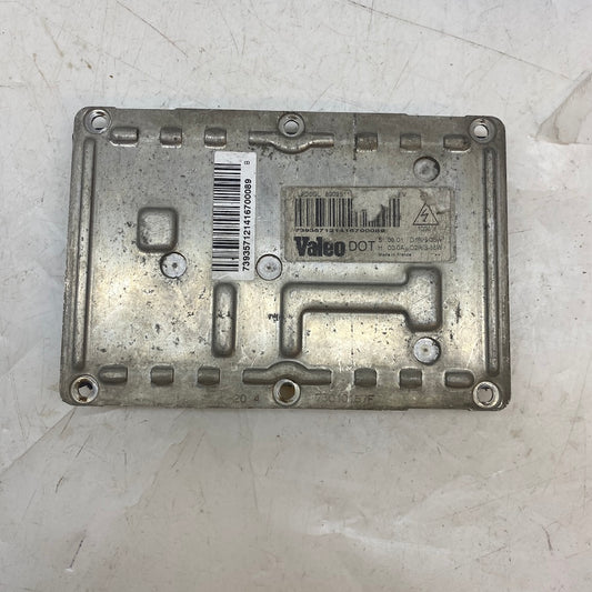 Xenon far beyni 89030471 – Volkswagen Touareg, Volvo S60, Audi A4 için orijinal çıkma.