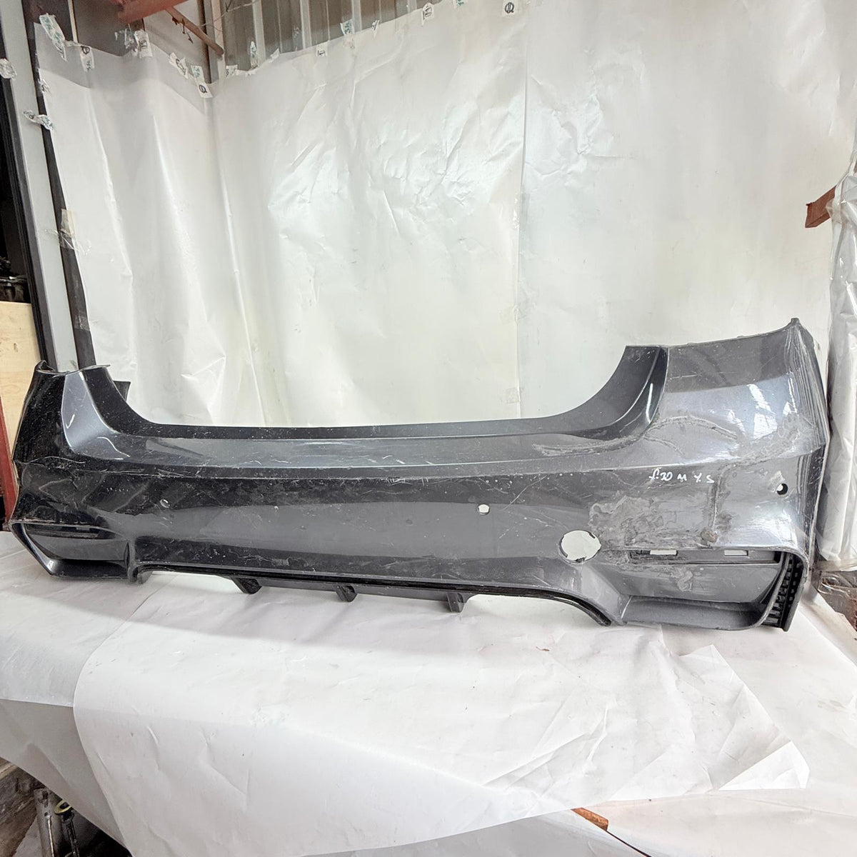 BMW 3 Serisi F80 Arka Tampon