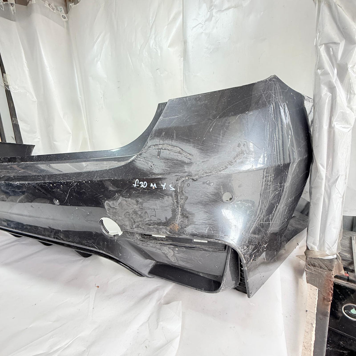 BMW 3 Serisi F80 Arka Tampon