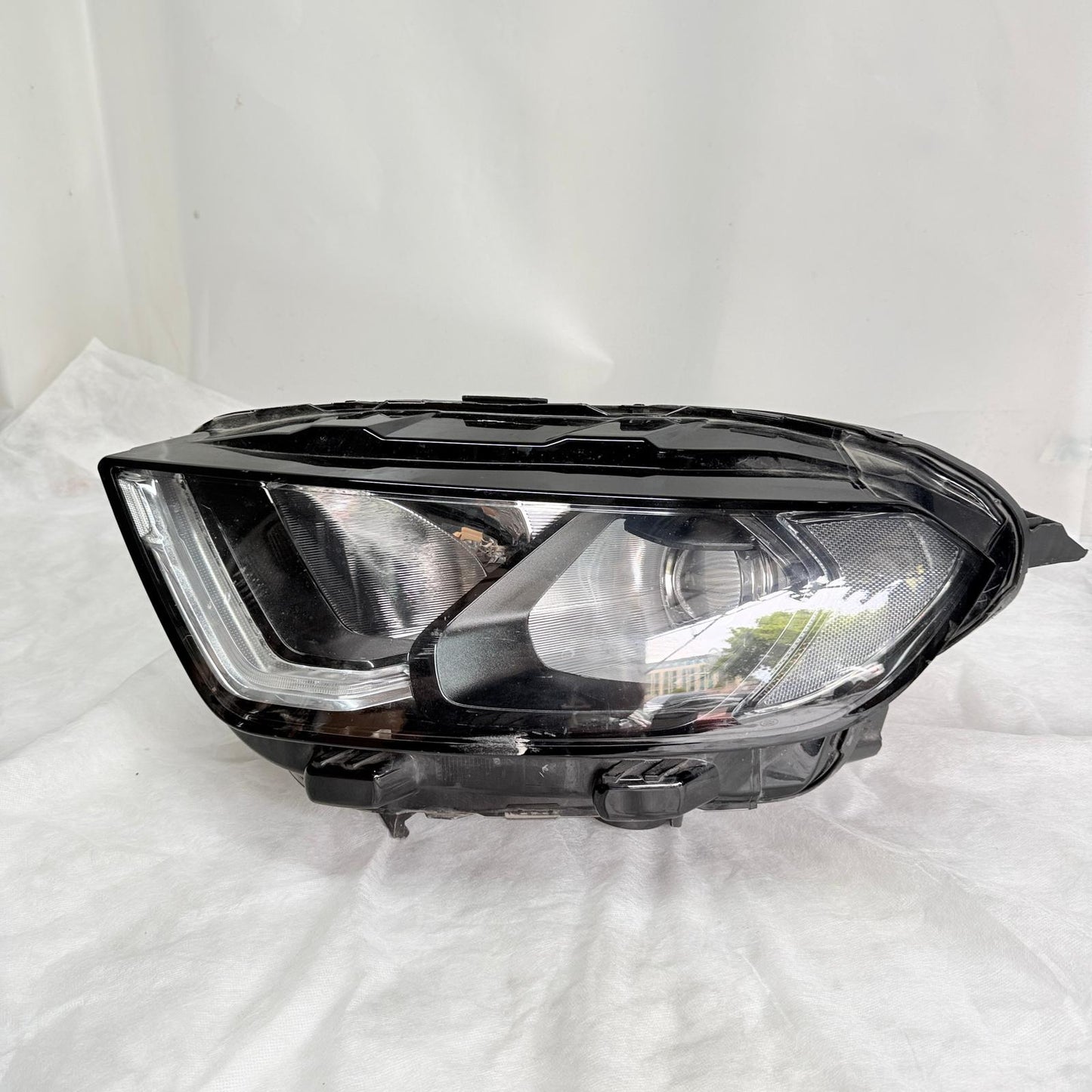 Ford Ecosport Sol Far Siyah GN15-13W030-YA 2017-2023