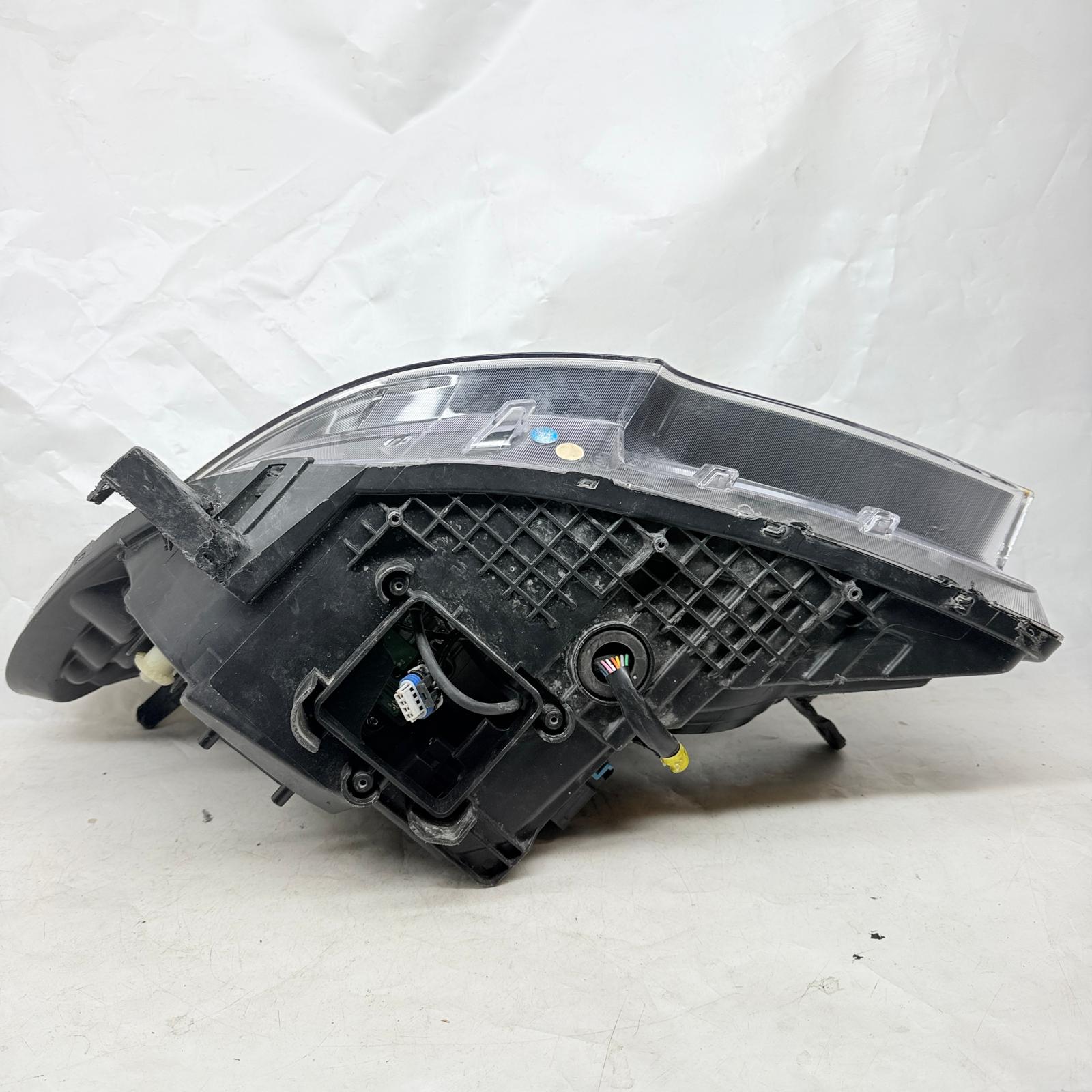 Opel Mokka Sağ Xenon Far 42344333 En Uygun Oto Parça