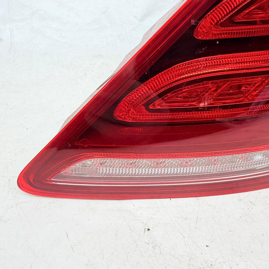 Mercedes S Serisi W222 Sağ Stop Lambası A2229065501 En Uygun Oto Parça